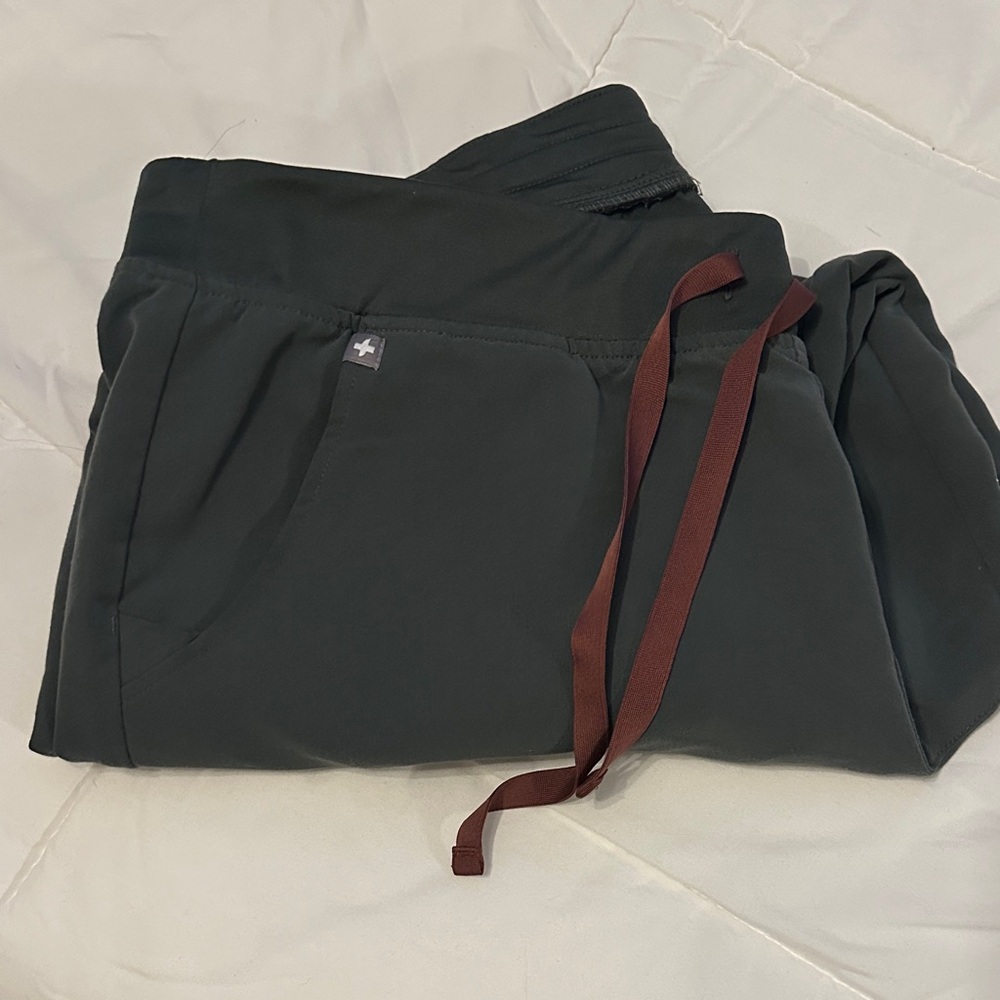 Figs Women's Scrub Pants in Dark Green with Maroon Tie